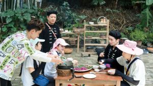 Trưởng làng Trường Giang “quằn quại” gợi ý, đàn em thơ vẫn “ngây ngô ngờ&nbsp;nghệch”