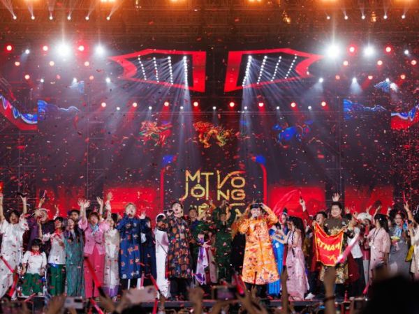 Phim tư liệu của Anh Trai Vượt Ngàn Chông Gai lập thành tích mới: 20.000 vé bán ra trong 4&nbsp;giờ